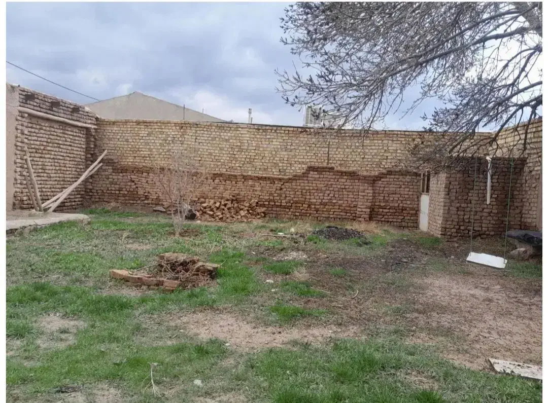 زمین مسکونی