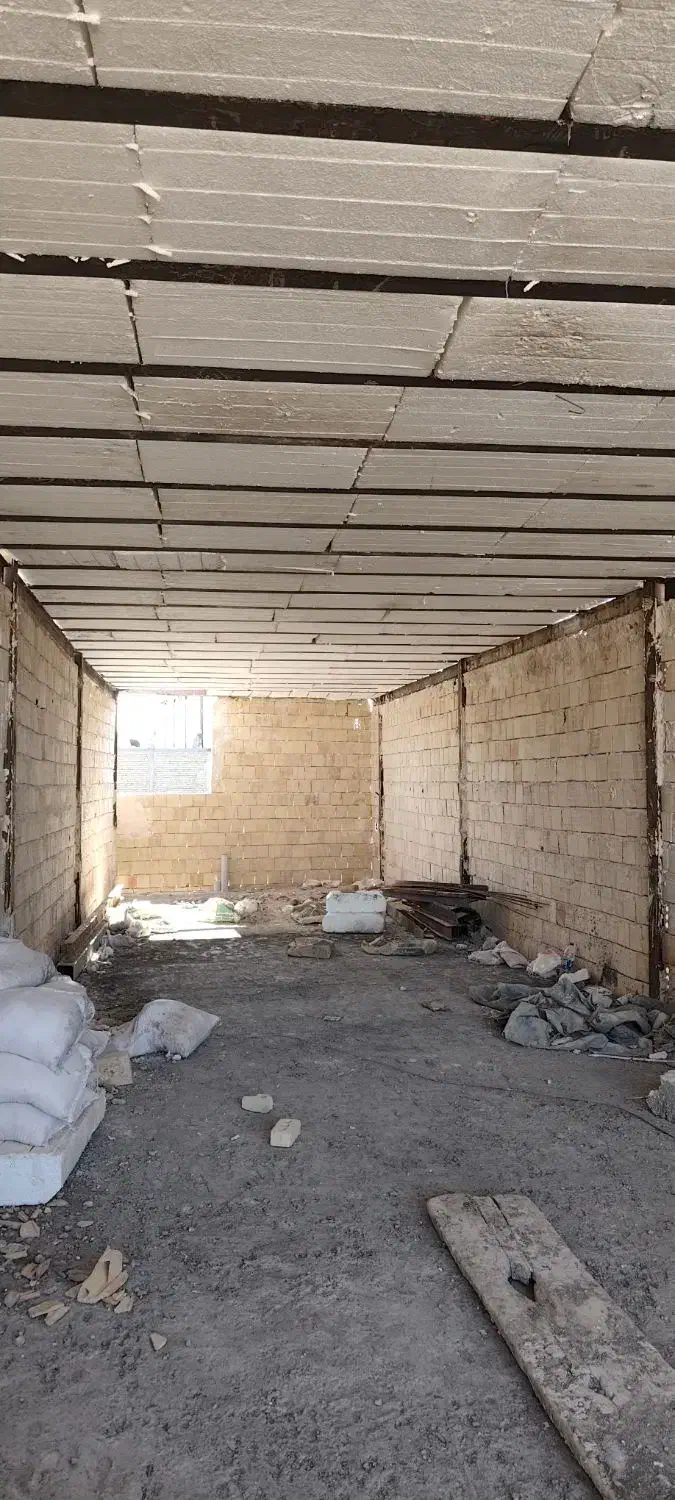 نیمه کاره 110 متری طبرسی شمالی