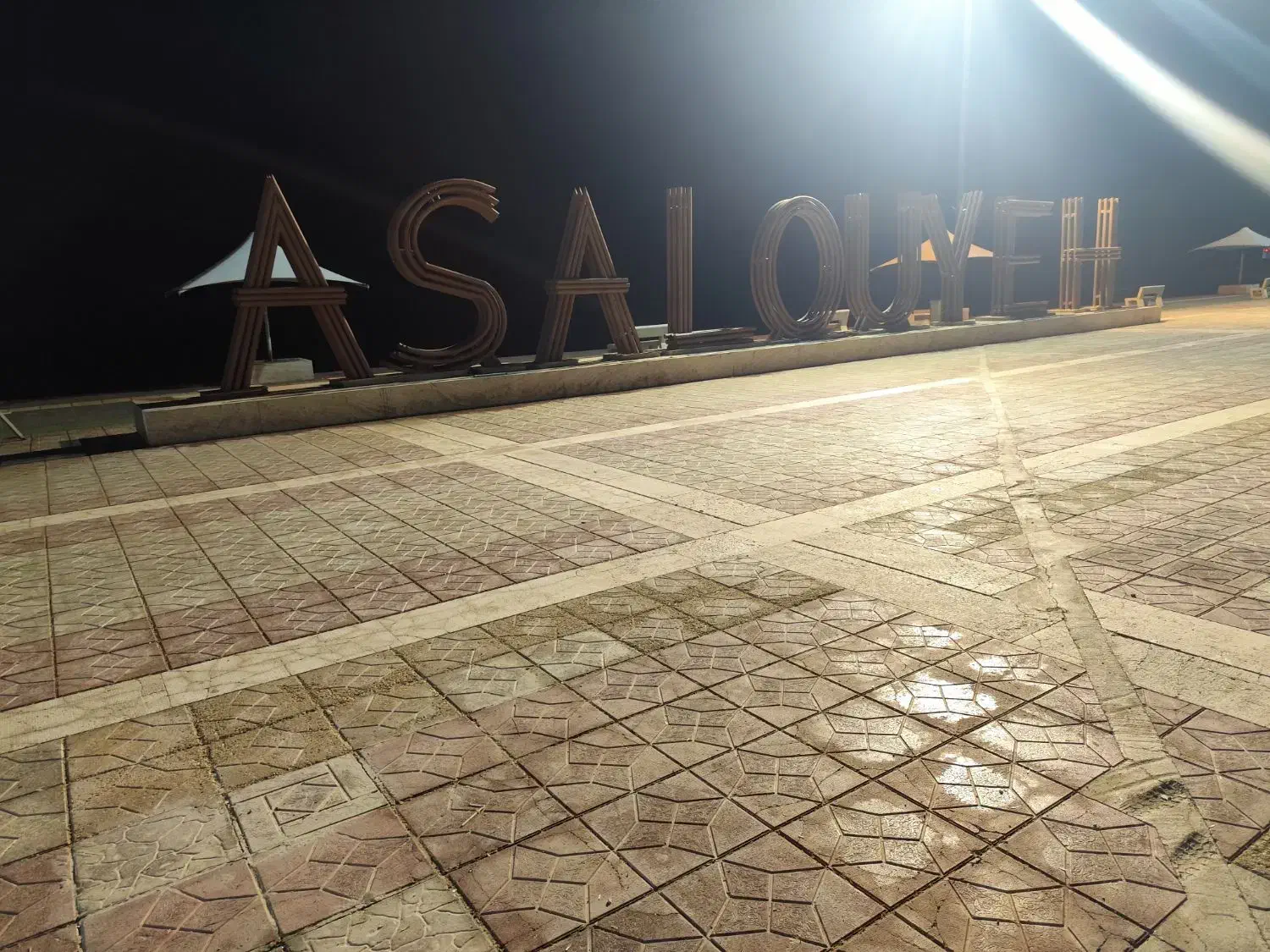 ملک تجاری مسکونی در بلوار ساحلی
