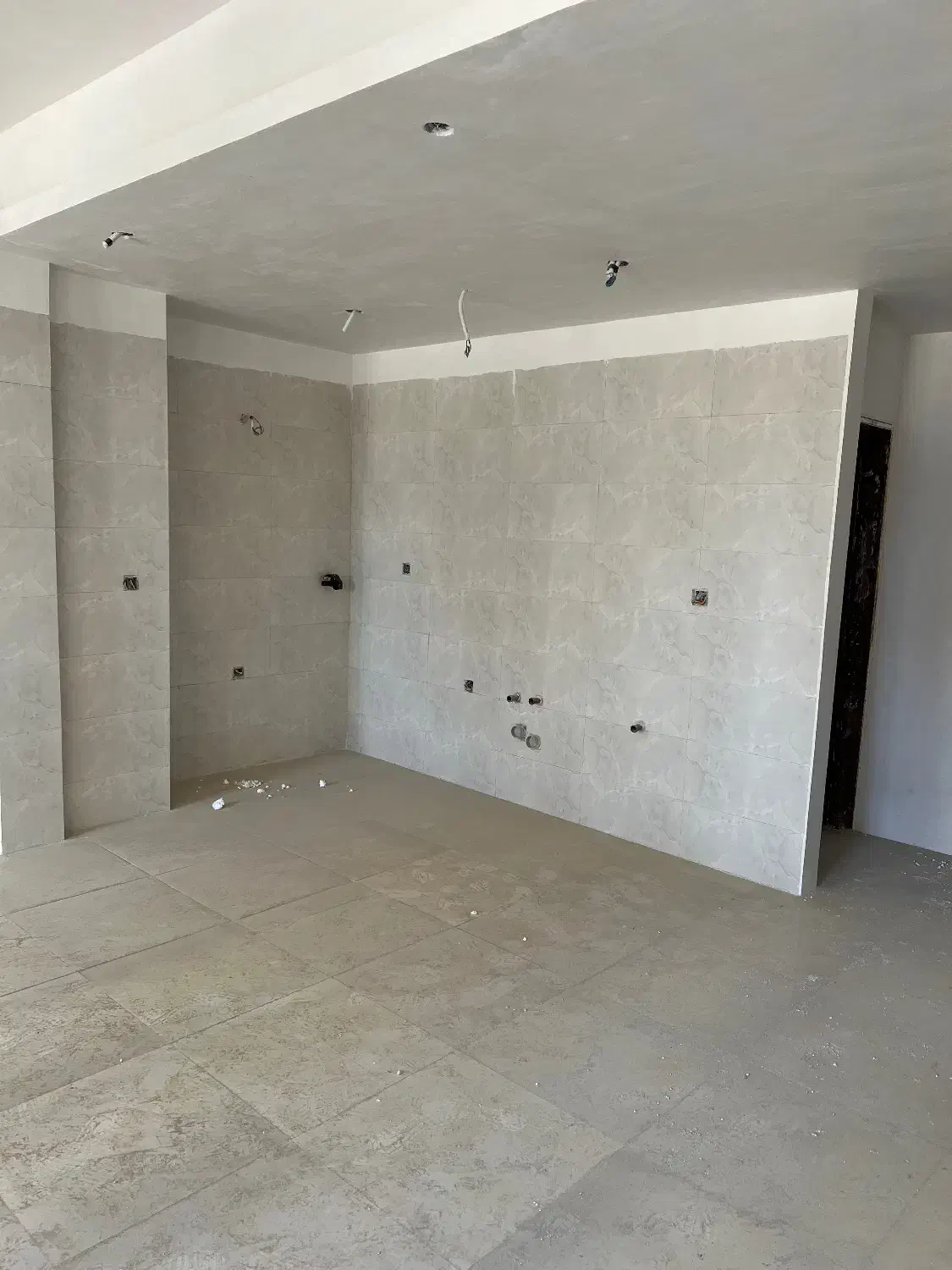 ۶۵متر پارکینگ انباری کهریزک