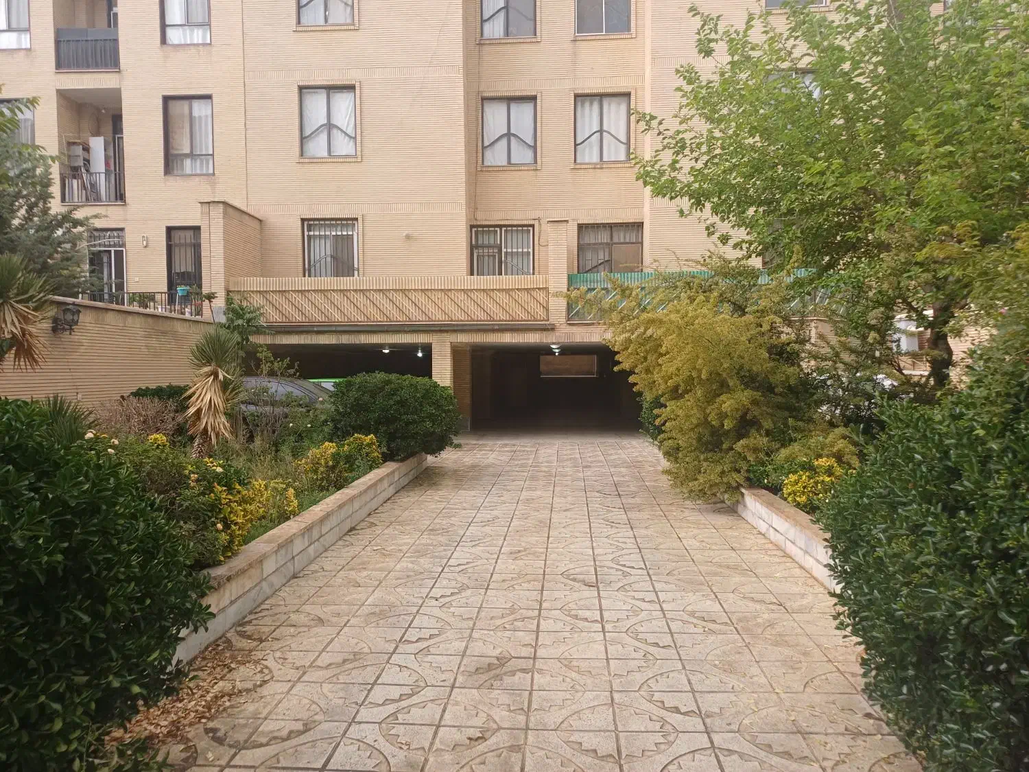 آپارتمان اردلان ۶ ، ۶۳ متر فول بازسازی
