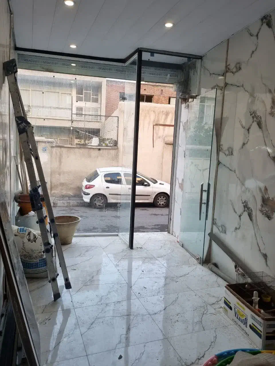 مغازه حدود۱۲متری
