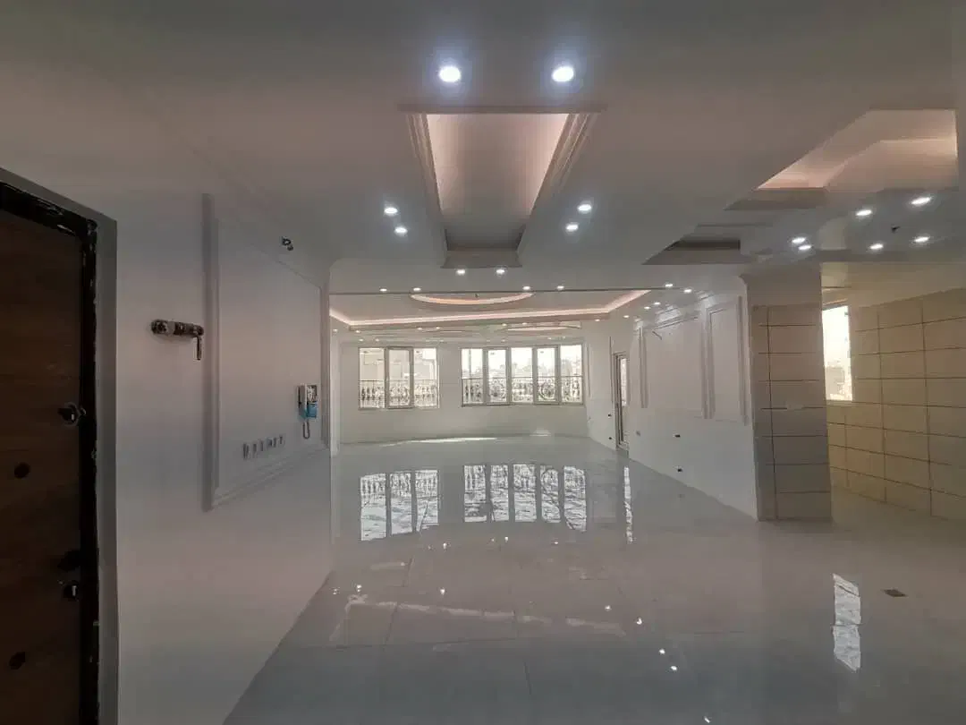 ۱۶۱متری ۹۰متر حیاط