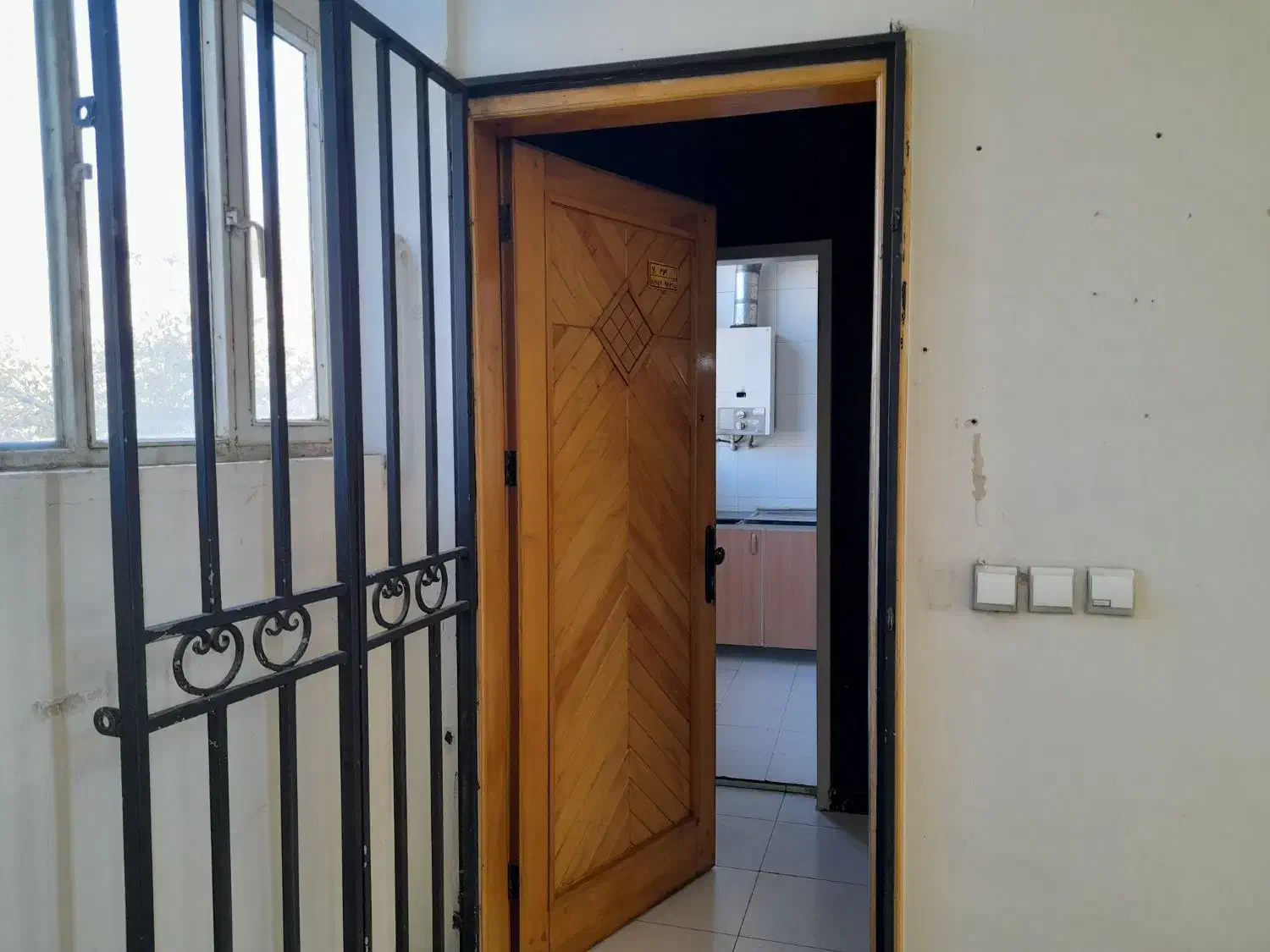 دفتر کار حکیم نظامی