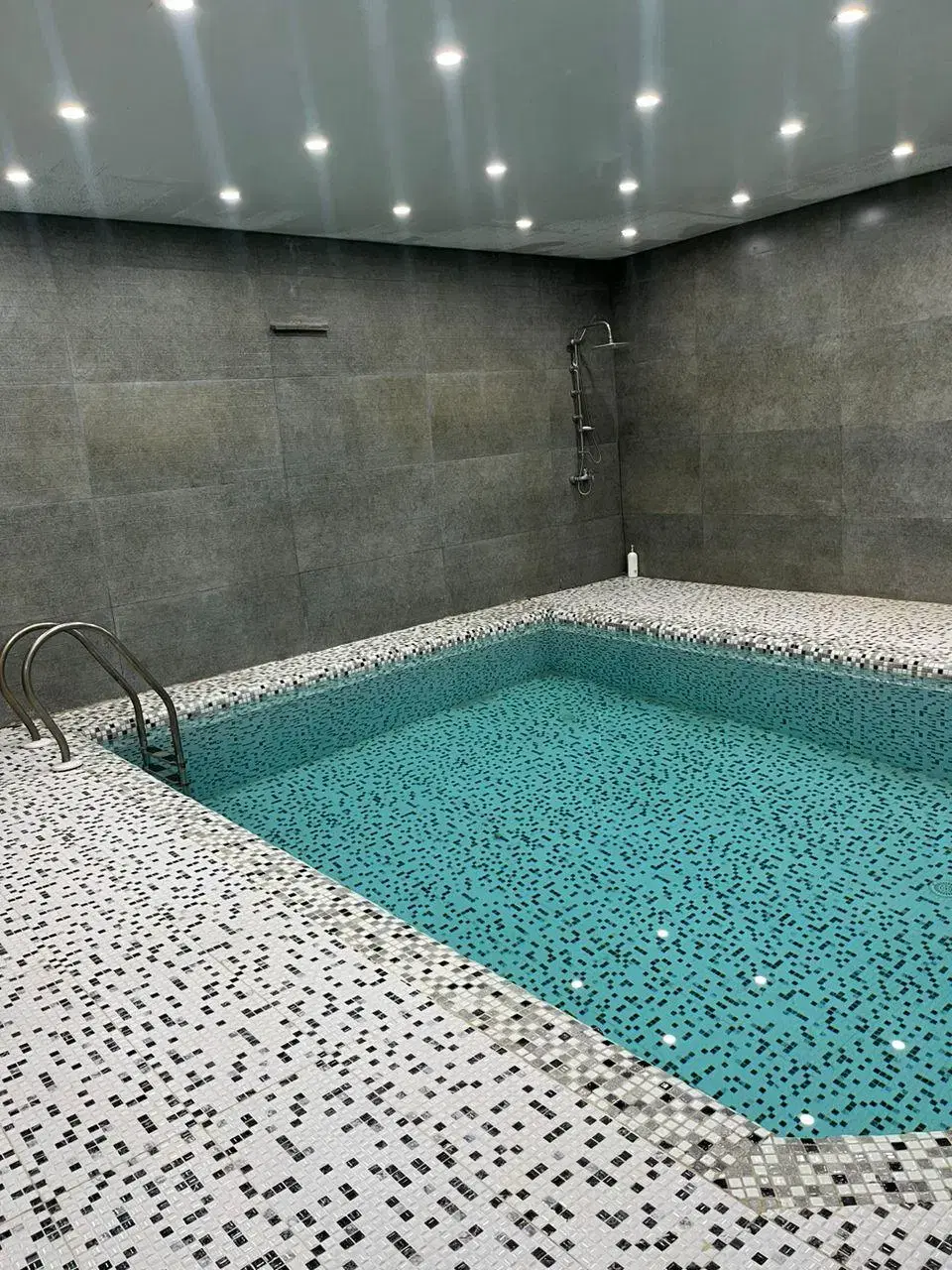 اجاره  باغچه ویلا