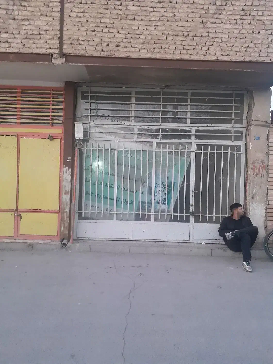 مغازه ۲۵ متری
