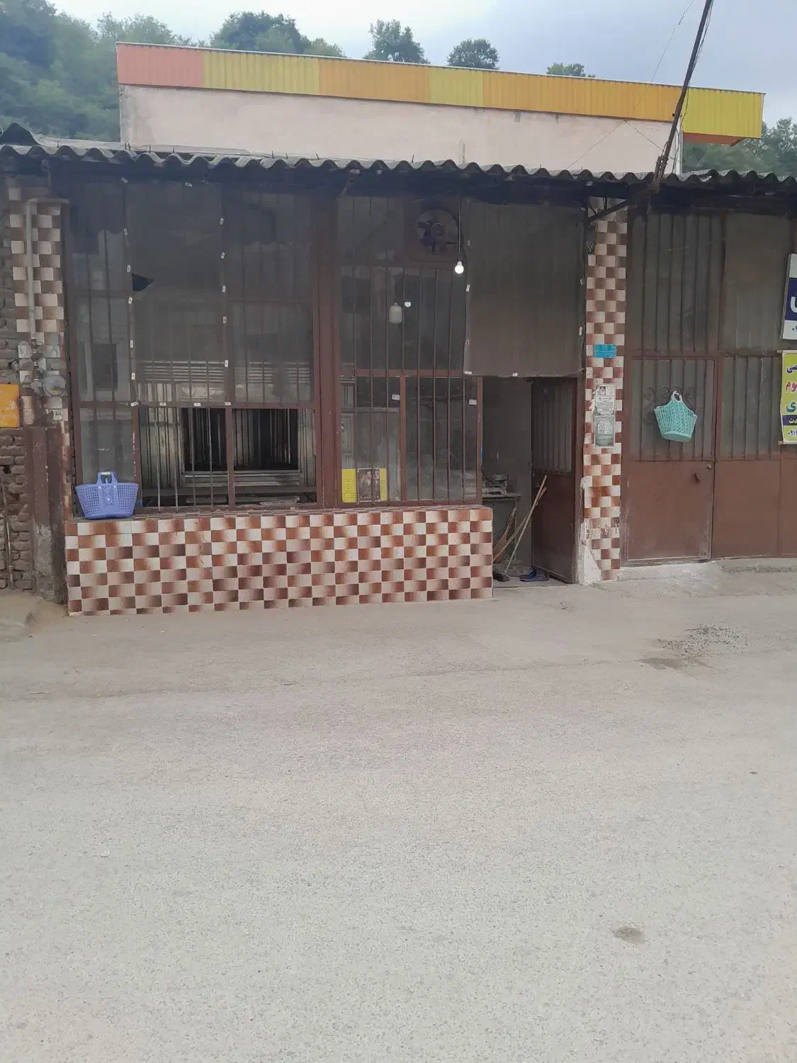 فروش نانوایی بربری در آمل