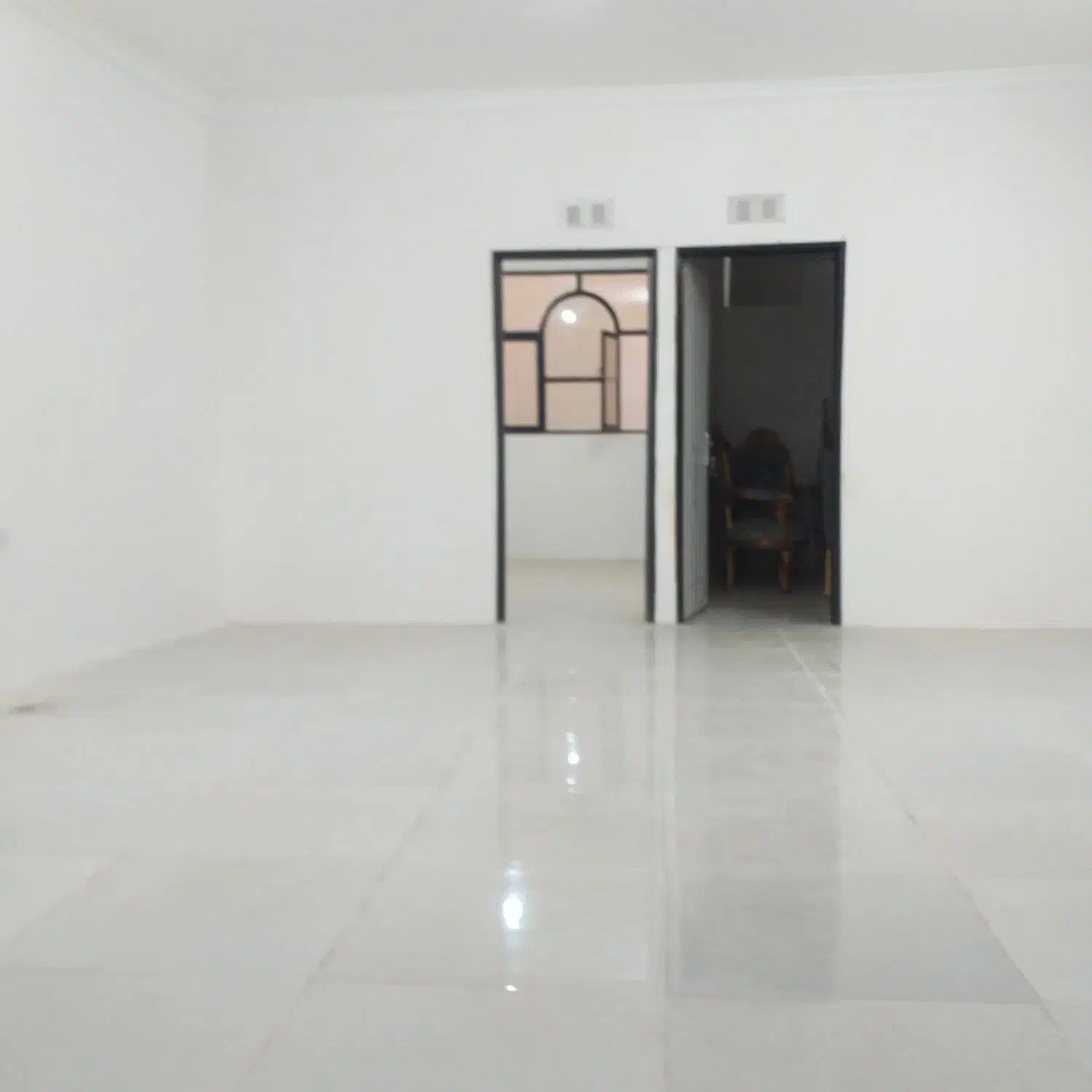آپارتمان چراغچی ۱ طبقه اول(رهن کامل یا رهن واجاره)