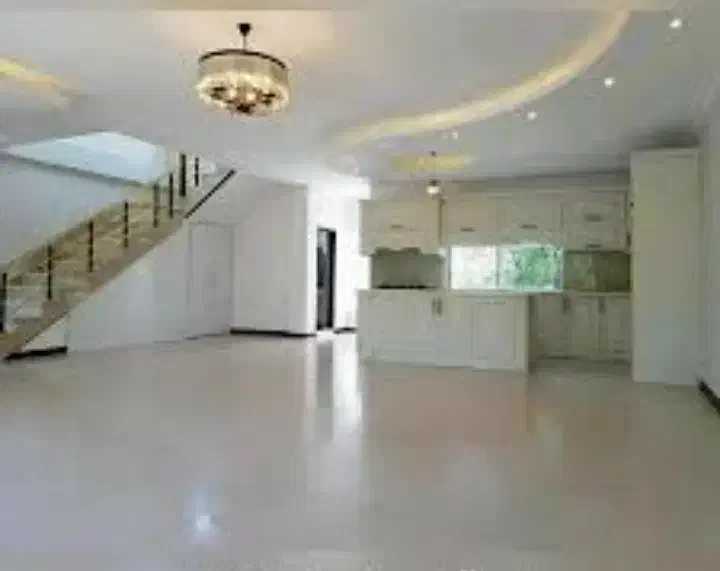 خونه ویلابی با پروانه