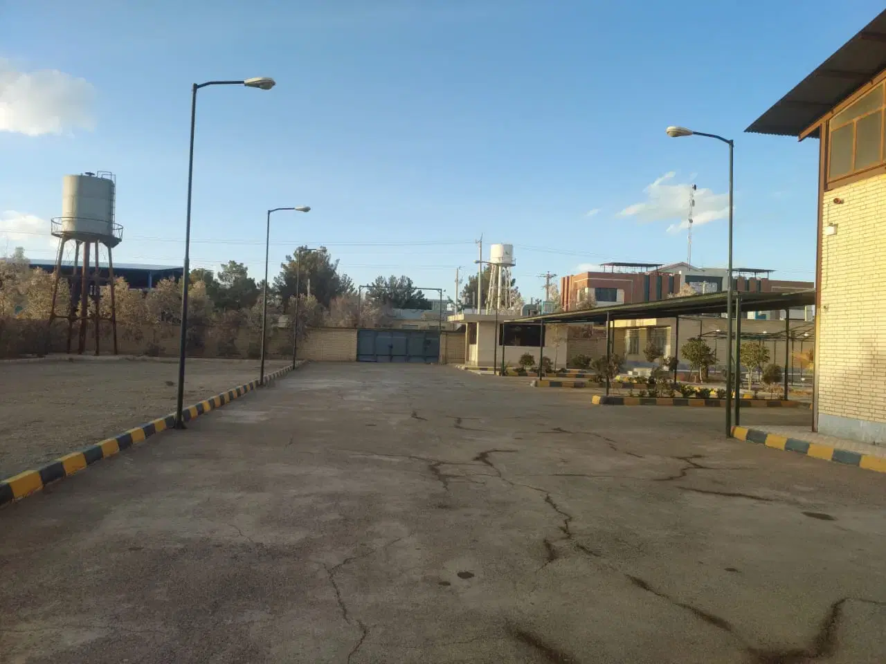کارخانه ۶ هزار متر شهرک صنعتی مورچه خورد اصفهان