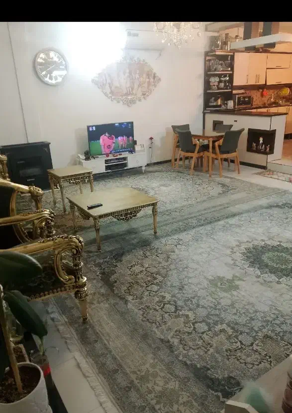 آپارتمان  میرزایی ۶ .طبقه دوم . آسانسور و پارکینگ.