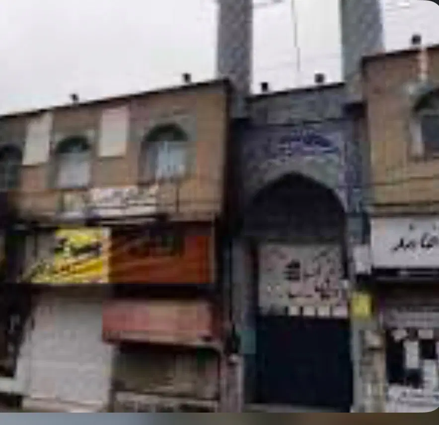 50 متر مغازه