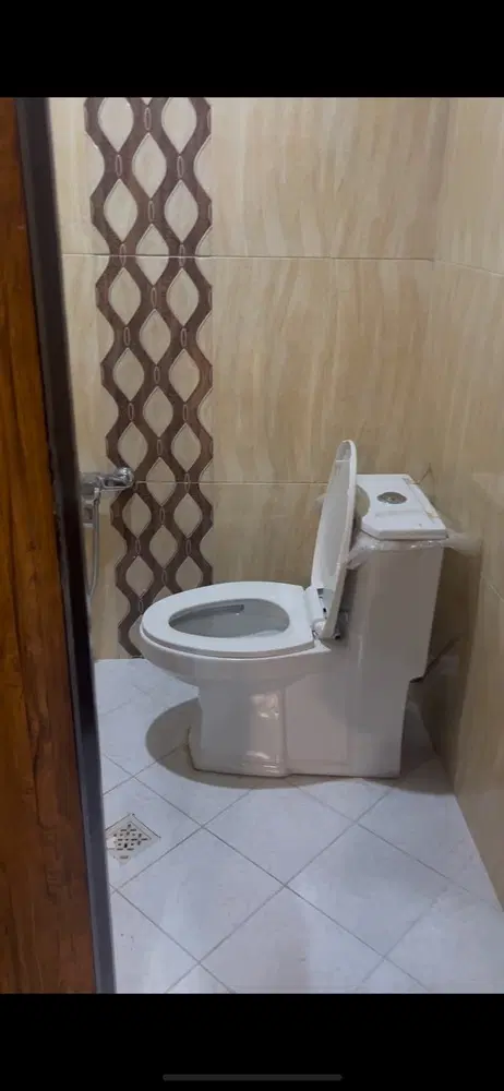 آپارتمان خیابان مطهری ۷۰ متر سند تجاری