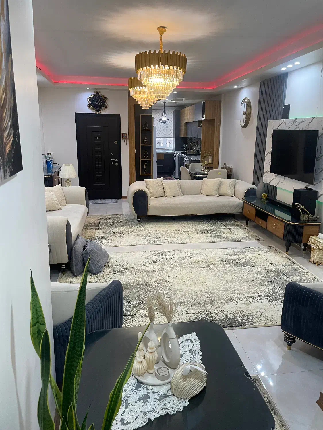 آپارتمان ۹۰متری
