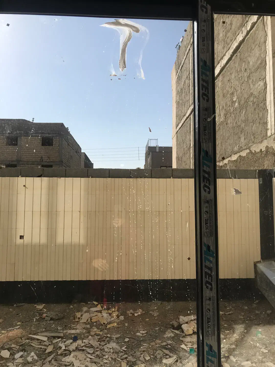 انباری خدماتی  ۱۳۷ متری سایت جانبازان