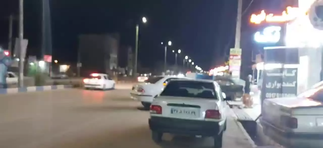 فروش۵۰ متر مغازه تجاری به همراه ۵۰متر  زیرزمین