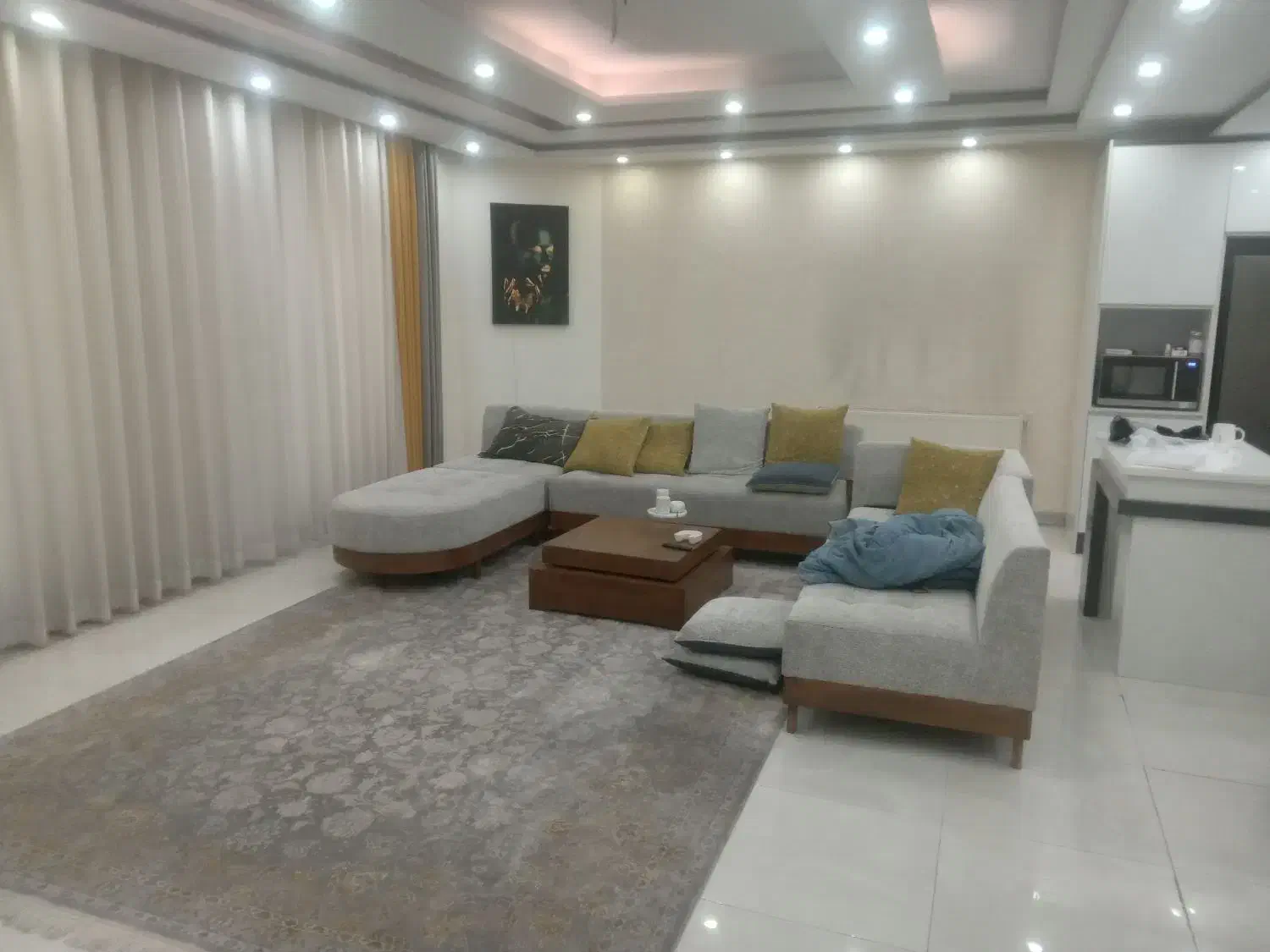 شاهین شمالی ۸۴ متر فول ۳پارکینگ