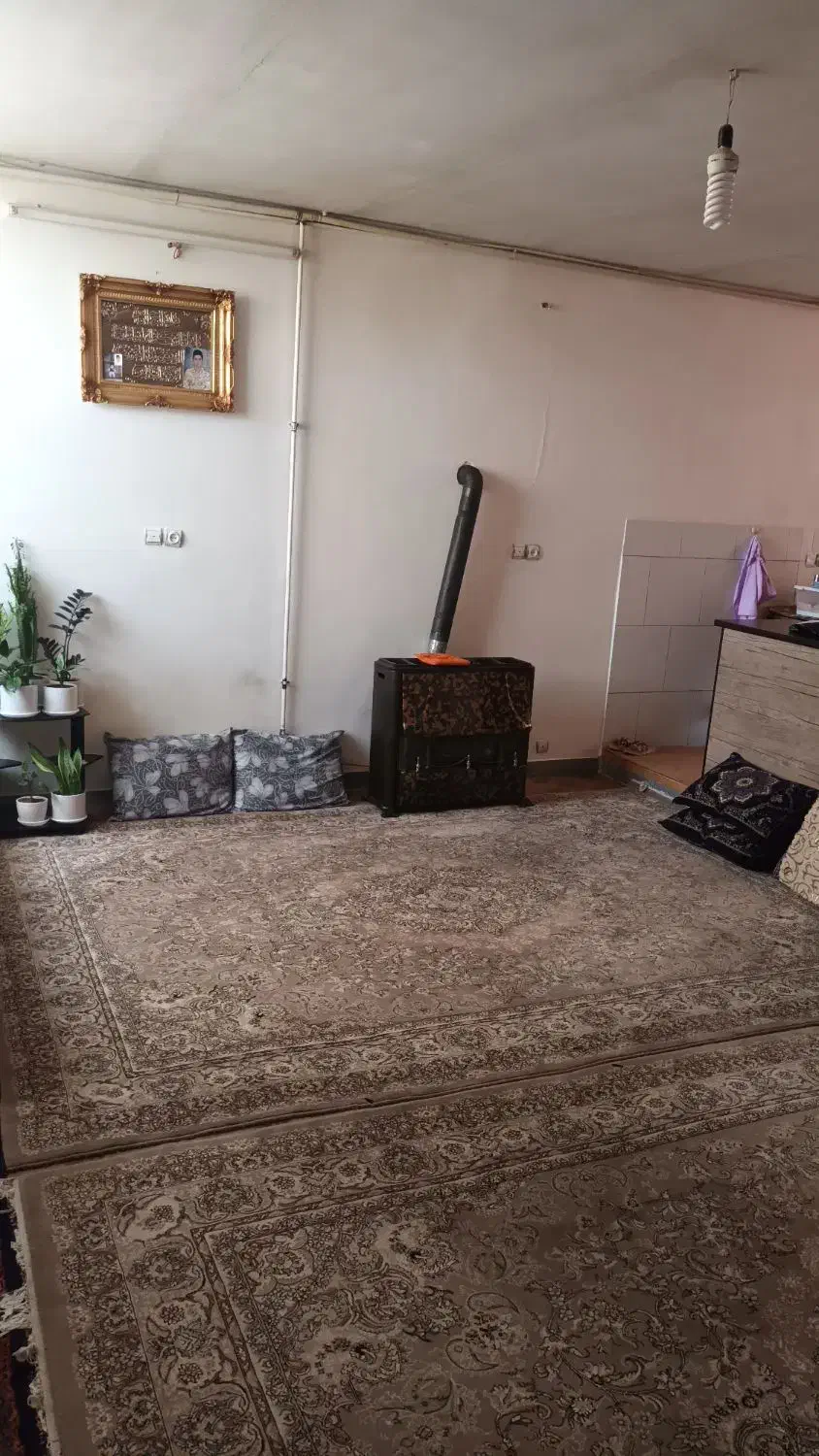 منزل اجاره پایین میدان فراهان ۱۲ متری شقایق