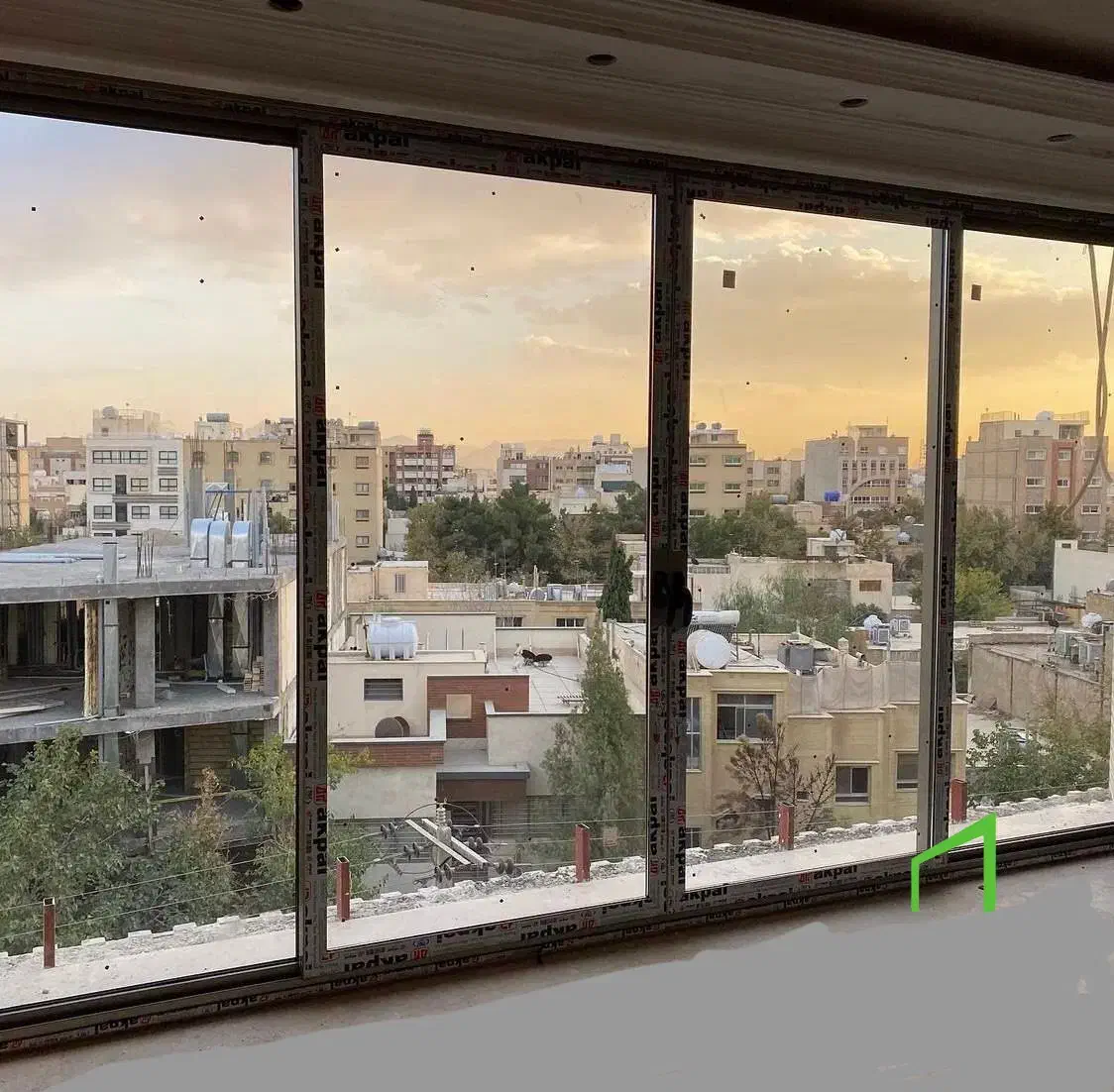 نوساز. مهرآباد