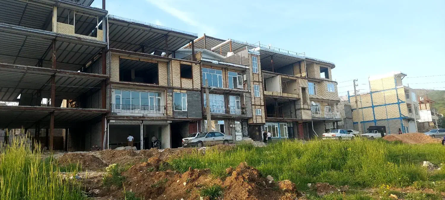 فروش یک واحد مسکونی کچل اوا