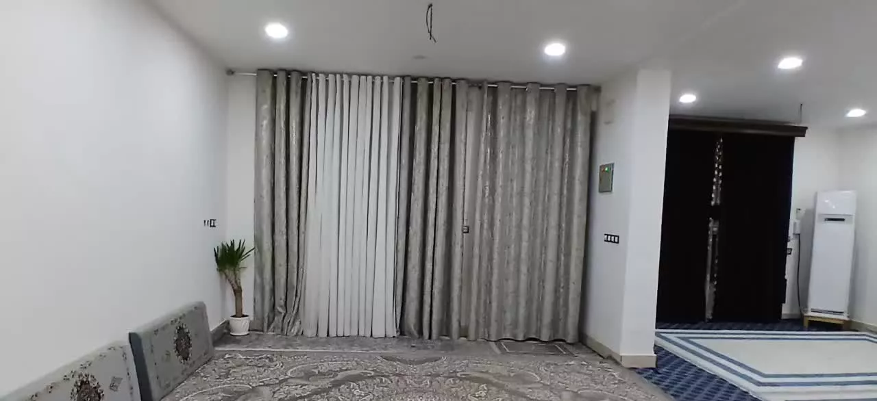 با سلام خدمت دوستان منزل ۲۰۰ متری بزرگ و تمیز