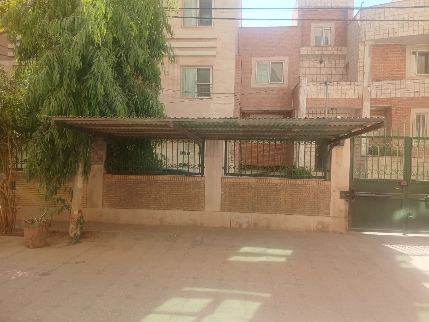 زمین هفت باغ  بلوار مهستان