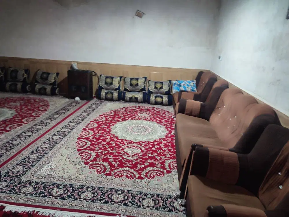 خانه ی اجاره ای ویلایی