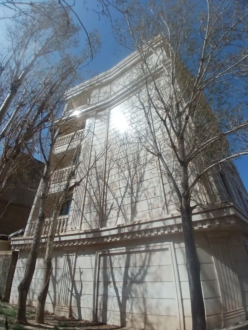 اجاره واحد ۱۰۰ متری تکواحدی