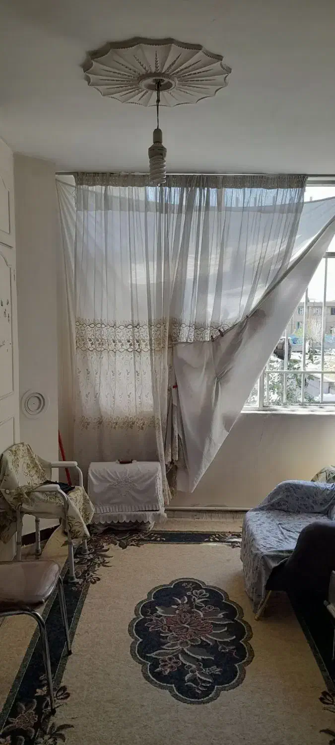 آپارتمان ۷۷ متری
