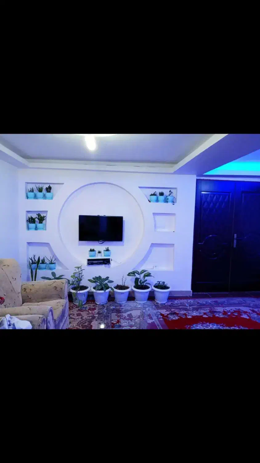 ویلا در دامنه کوه مشرف به دریا