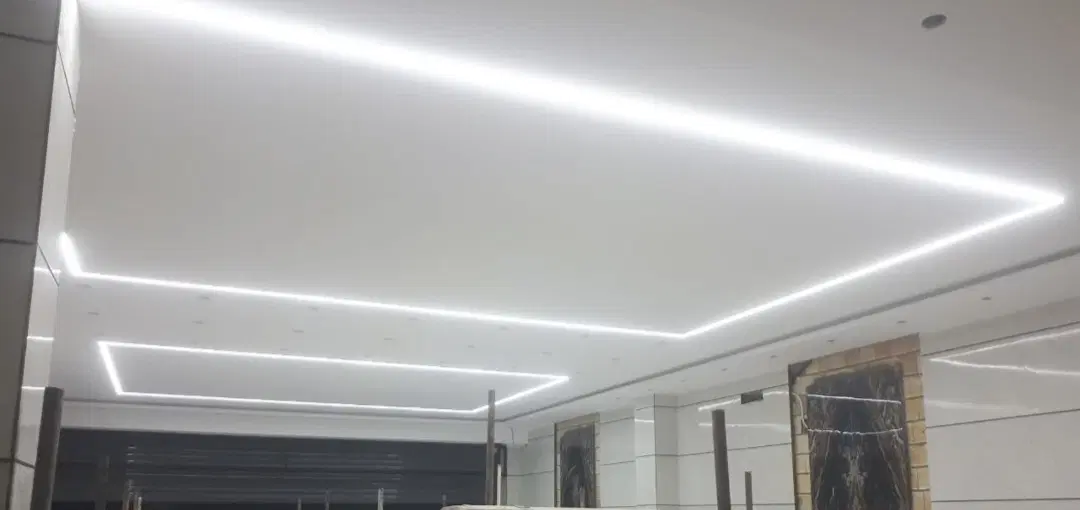 ملک تجاری با ۳۳۰متر مفید دربست ۲طبقه