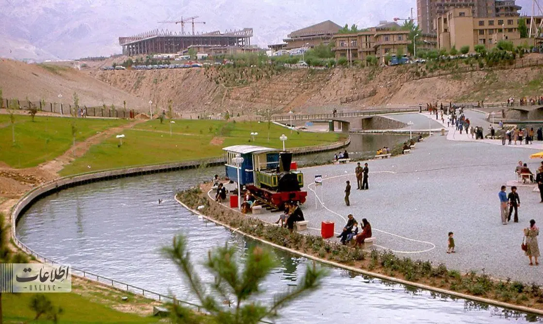 ۲۲۰ متر مناسب کارواش در خ اسدآبادی