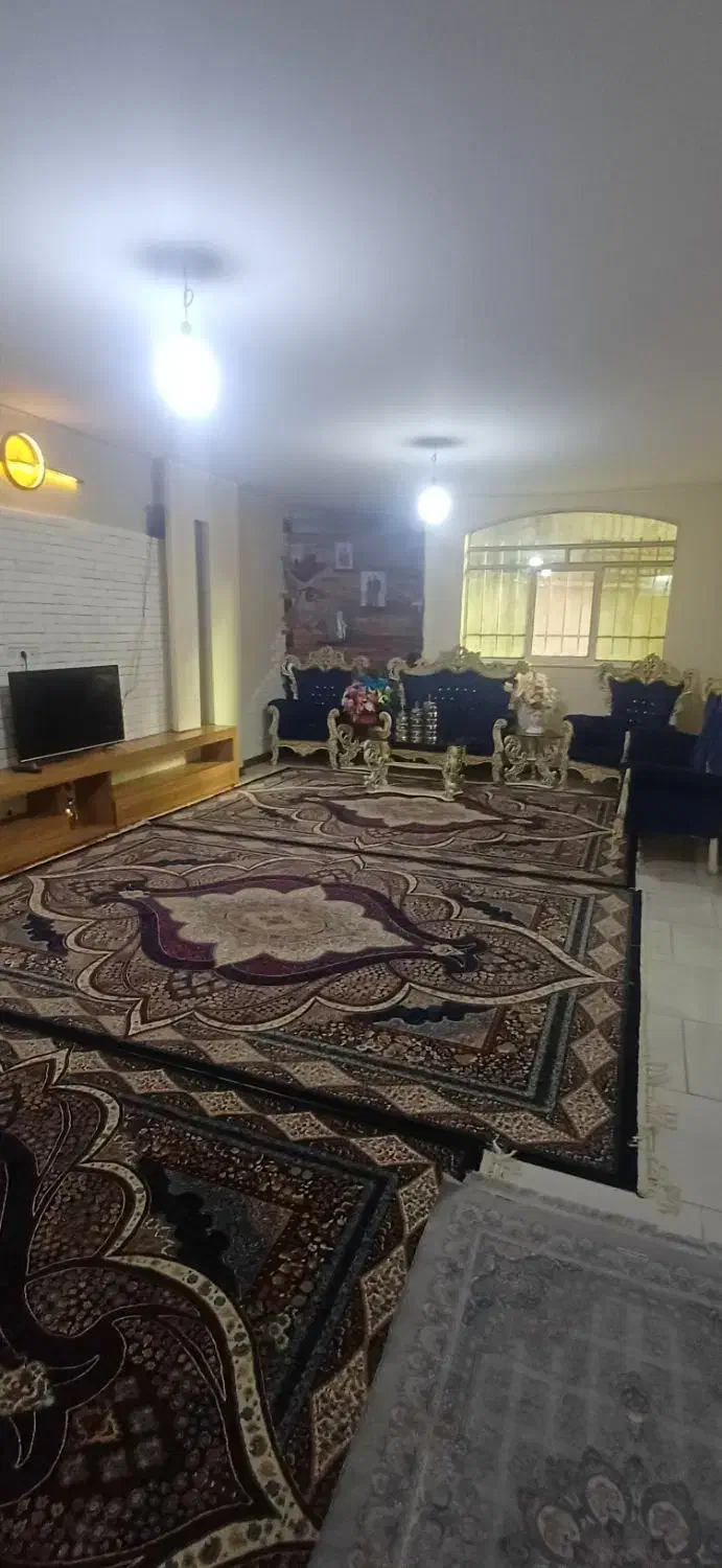 ۱۴۰ متر تروتمیز نزدیک به مترو