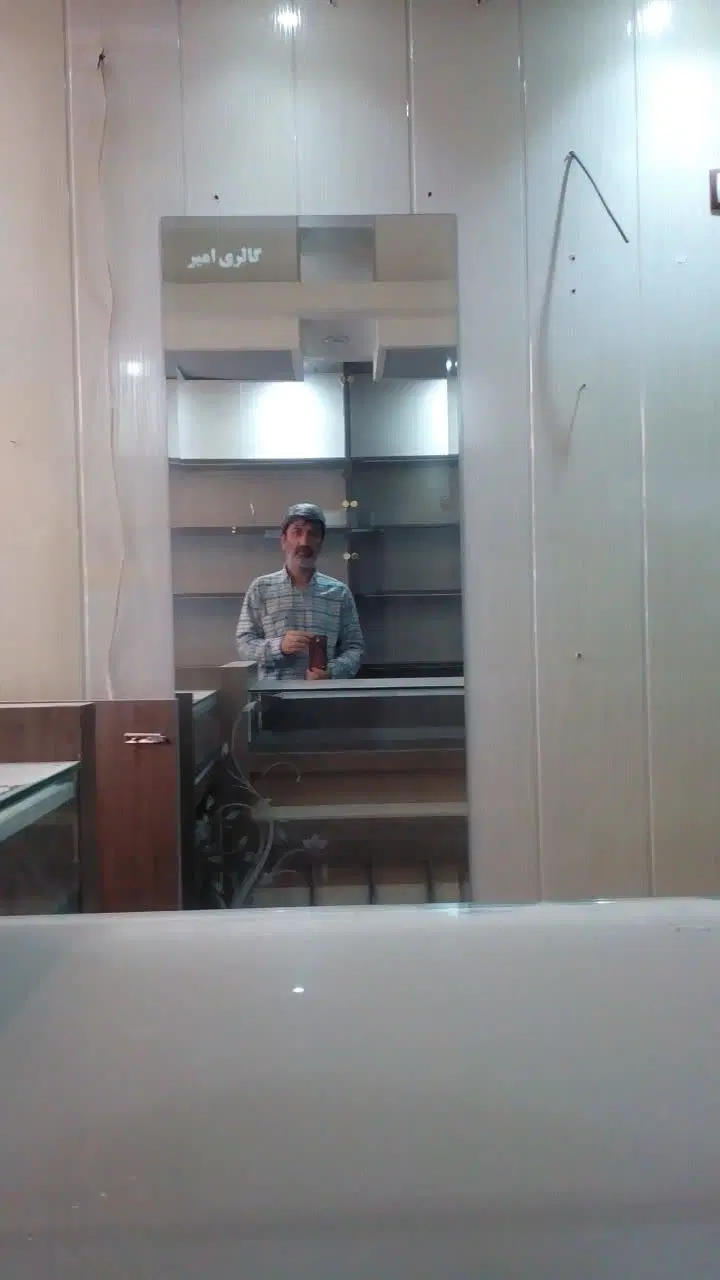 مغازه ۲۰ متری  با امکانات