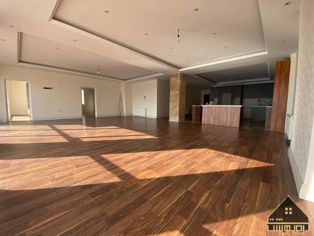 آپارتمان ۱۷۰ متـری طبقه ششم میگون نو