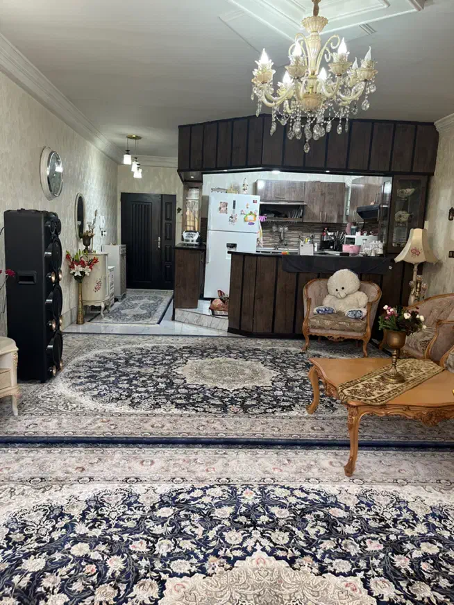 آپارتمان ۹۰متری (سعادت زوج)