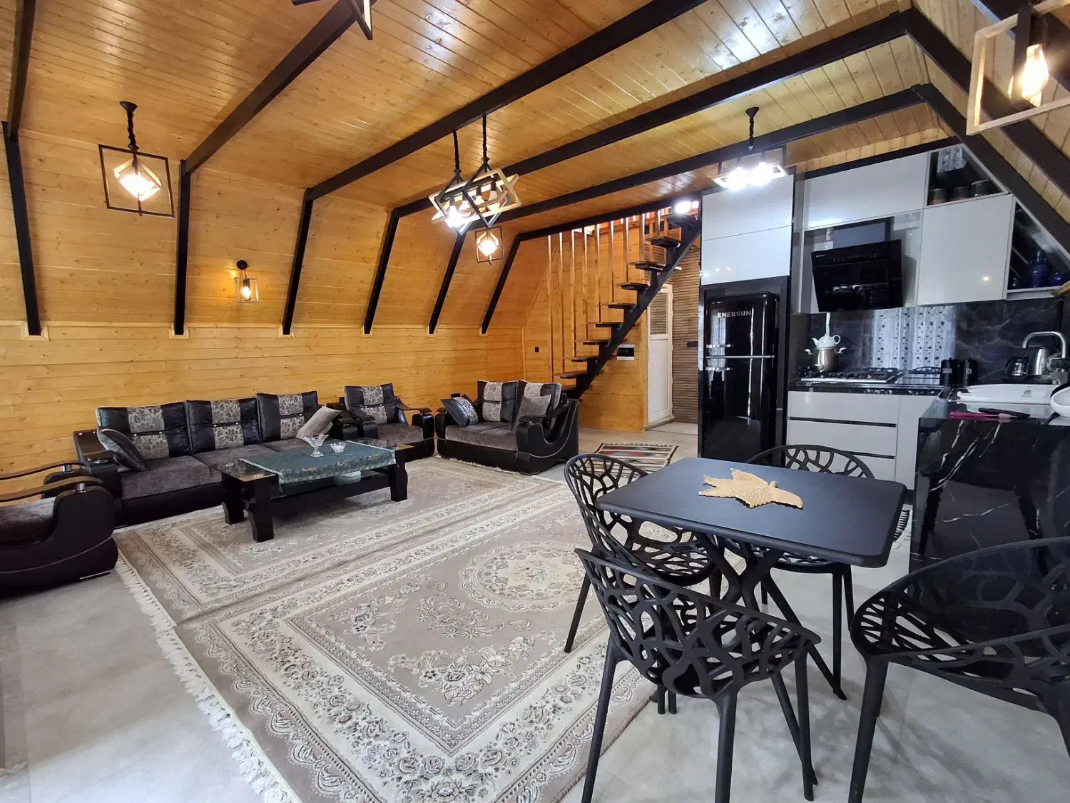 کلبه سوئیسی کازابلانکا