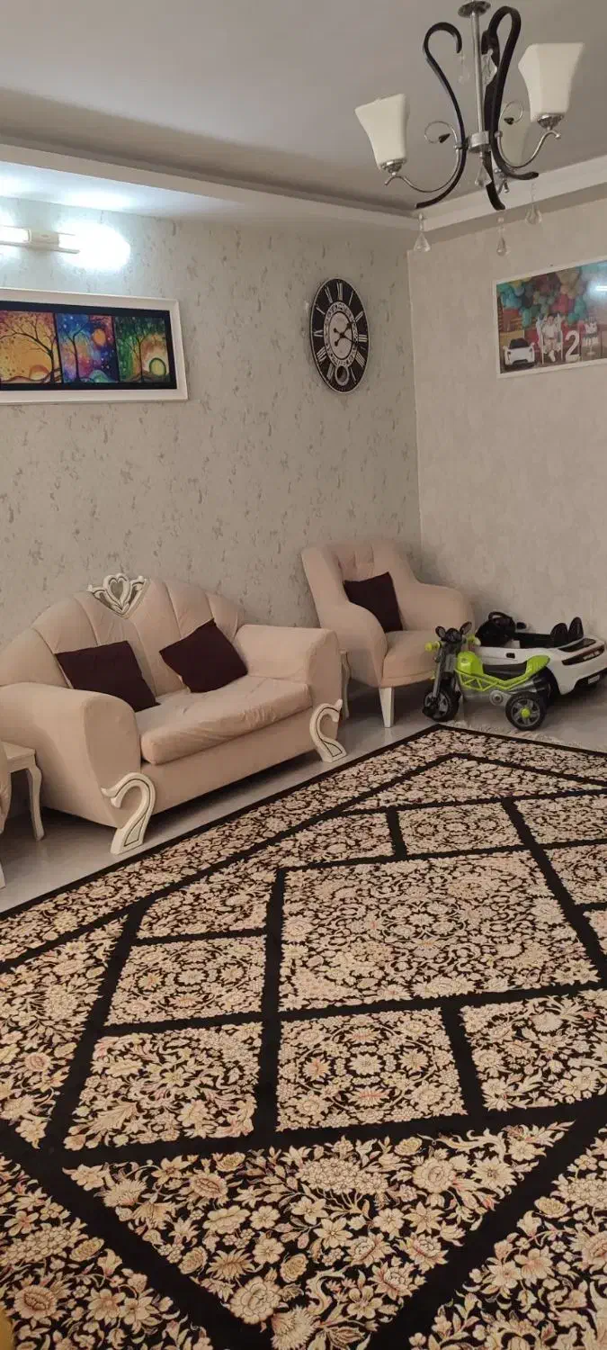 ۷۵ متر ۲ خواب، نورگیر و شیک
