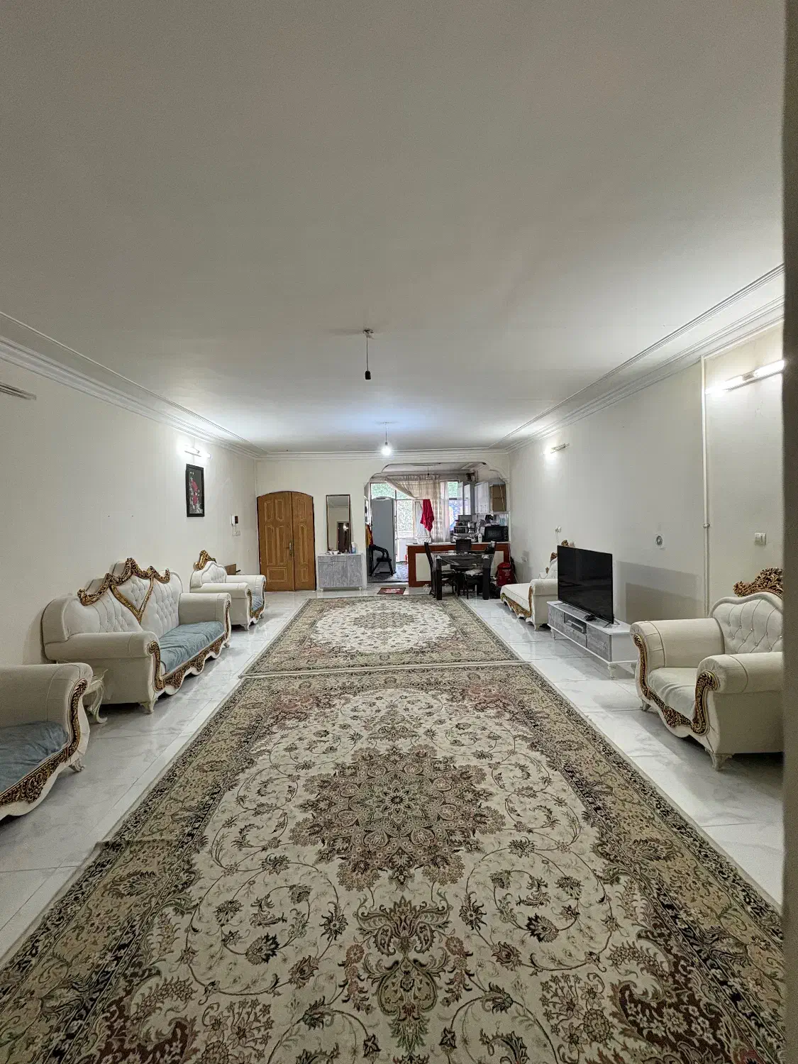 120متری آپارتمان نوید