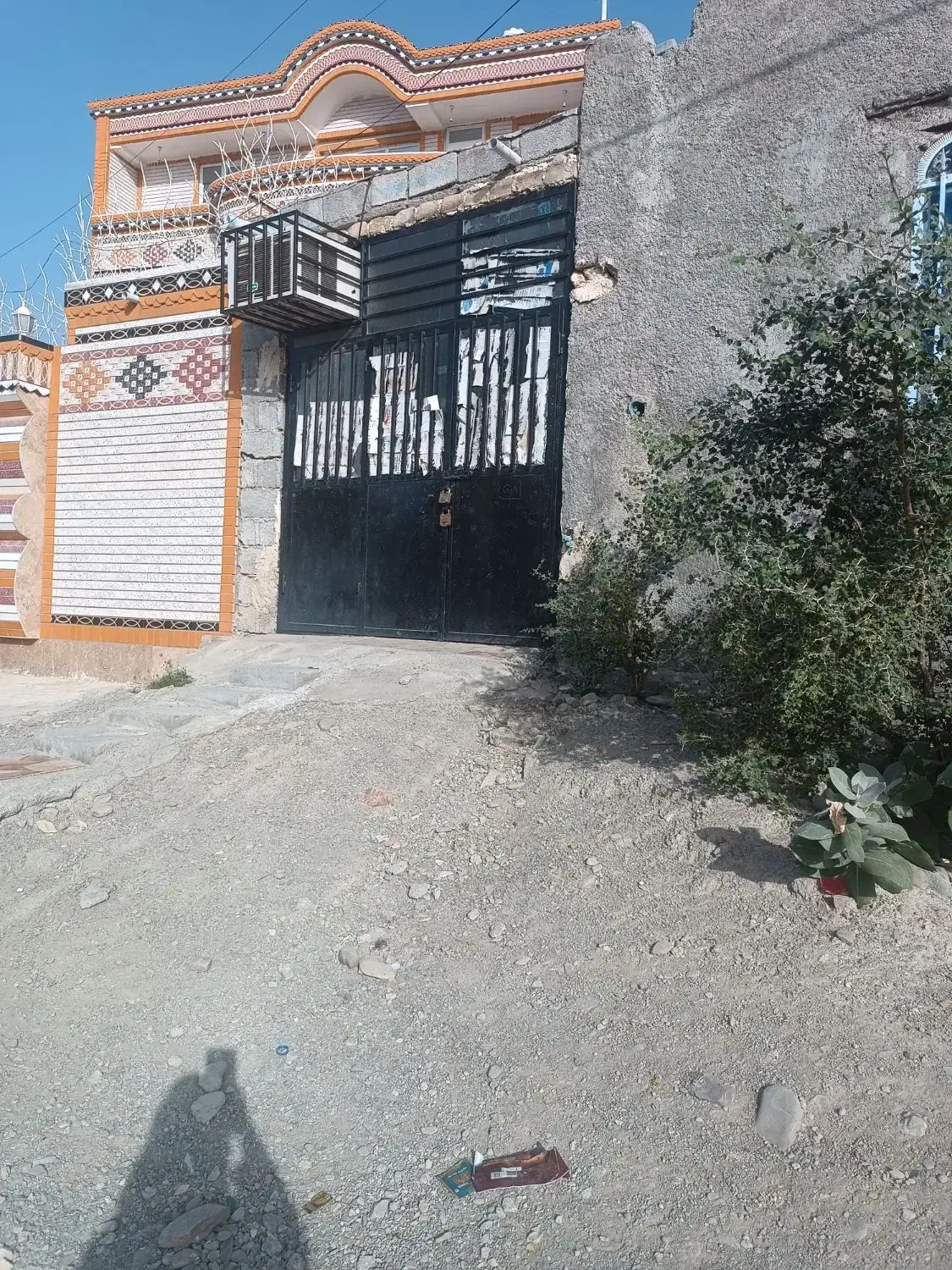 مغازه با انبار