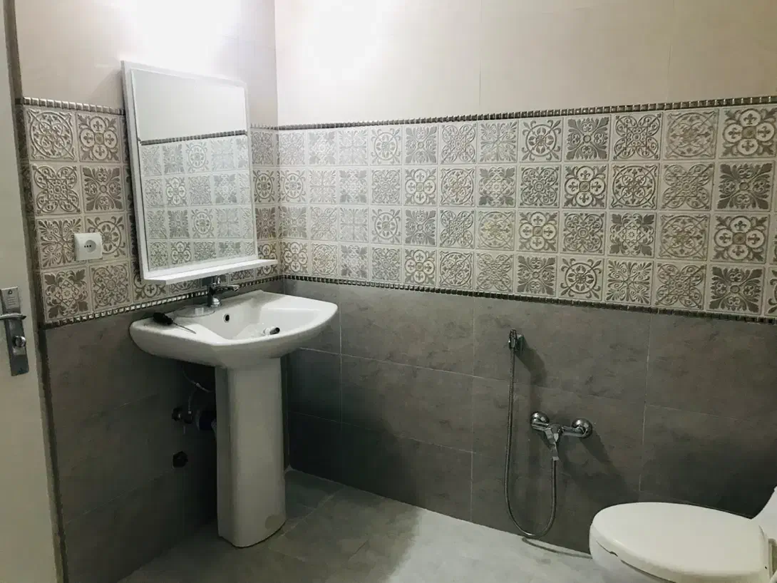 ۱۴۵متر۳خواب+۳۵متر تراس نیروهوایی  (اشراقی)