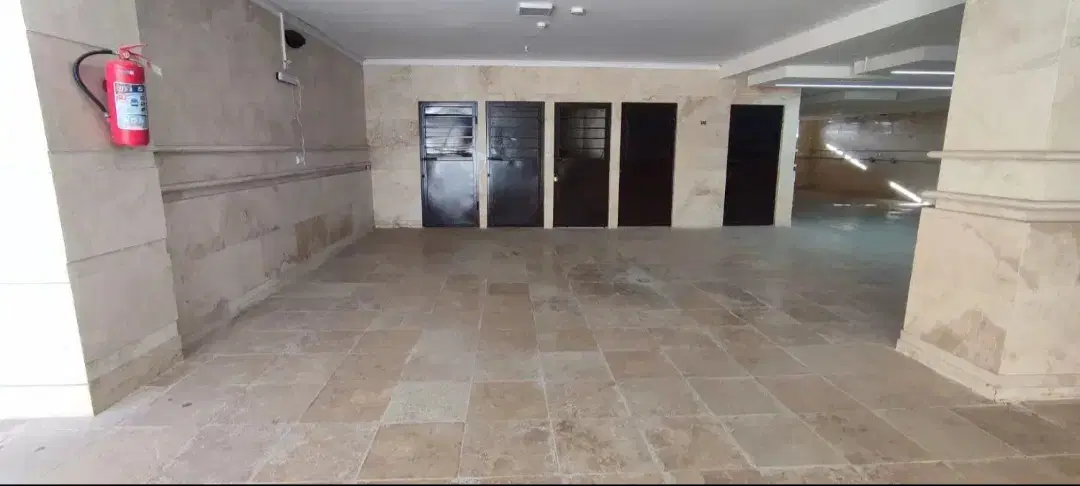 آپارتمان ۱۰۵ متری سه خوابه فول امکانات