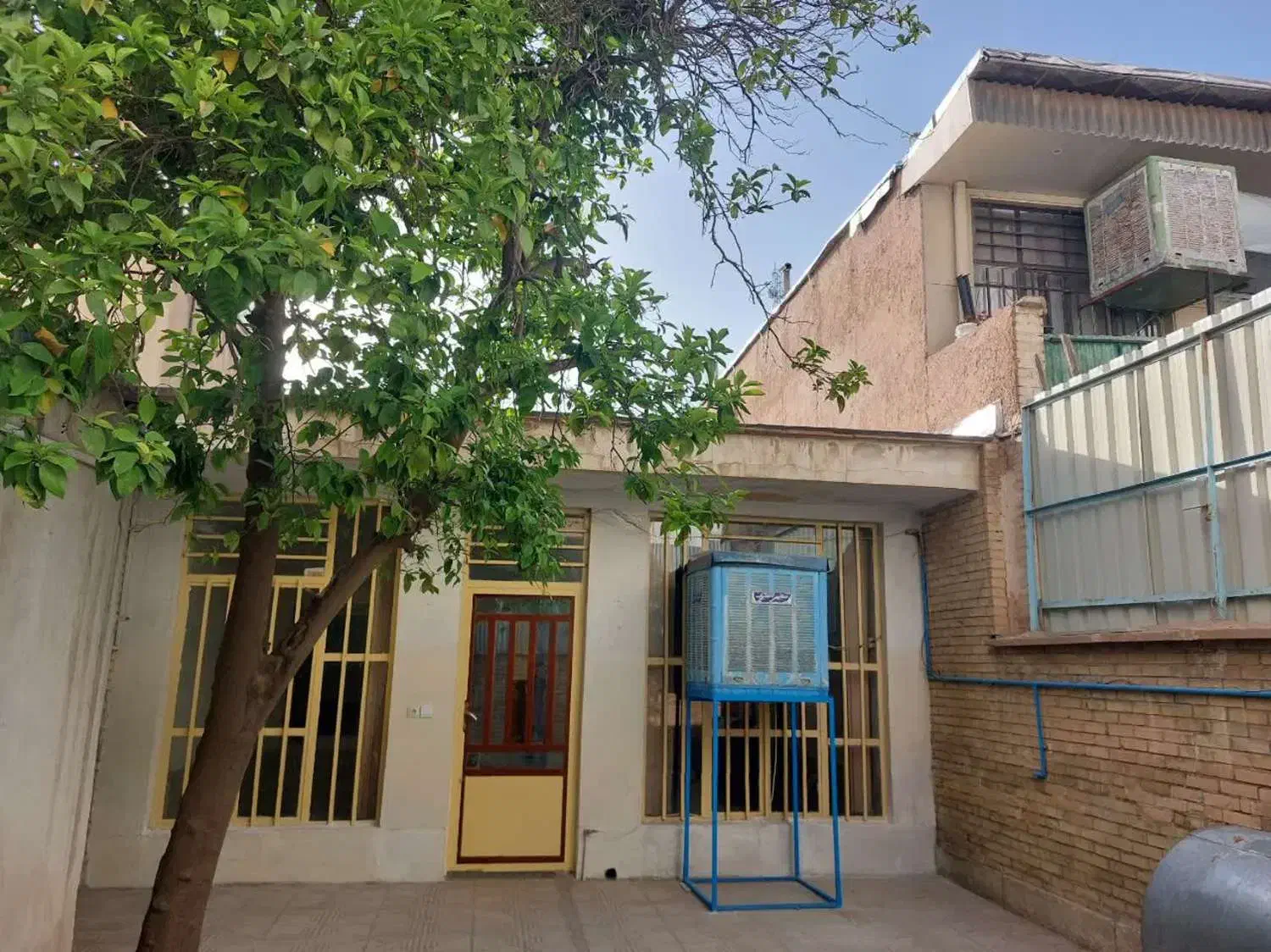 رهن و اجاره منزل مسکونی بلوار رحمت