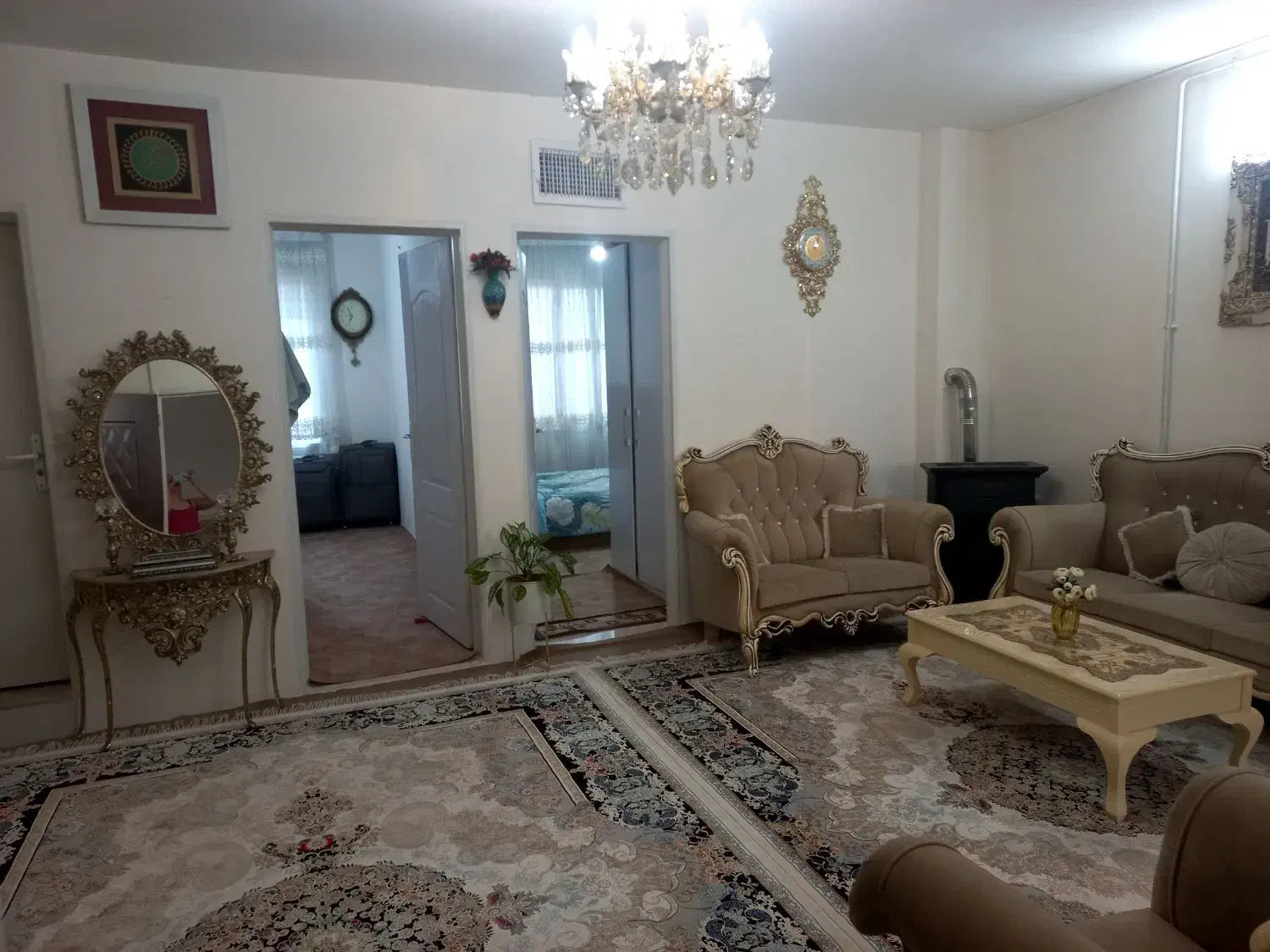 آپارتمان ۷۵ متری چهارباغ