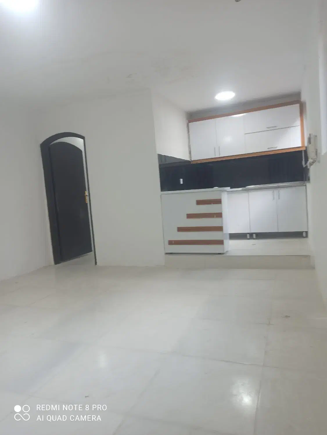 ویلایی حاشیه کوچه ۱۲متری
