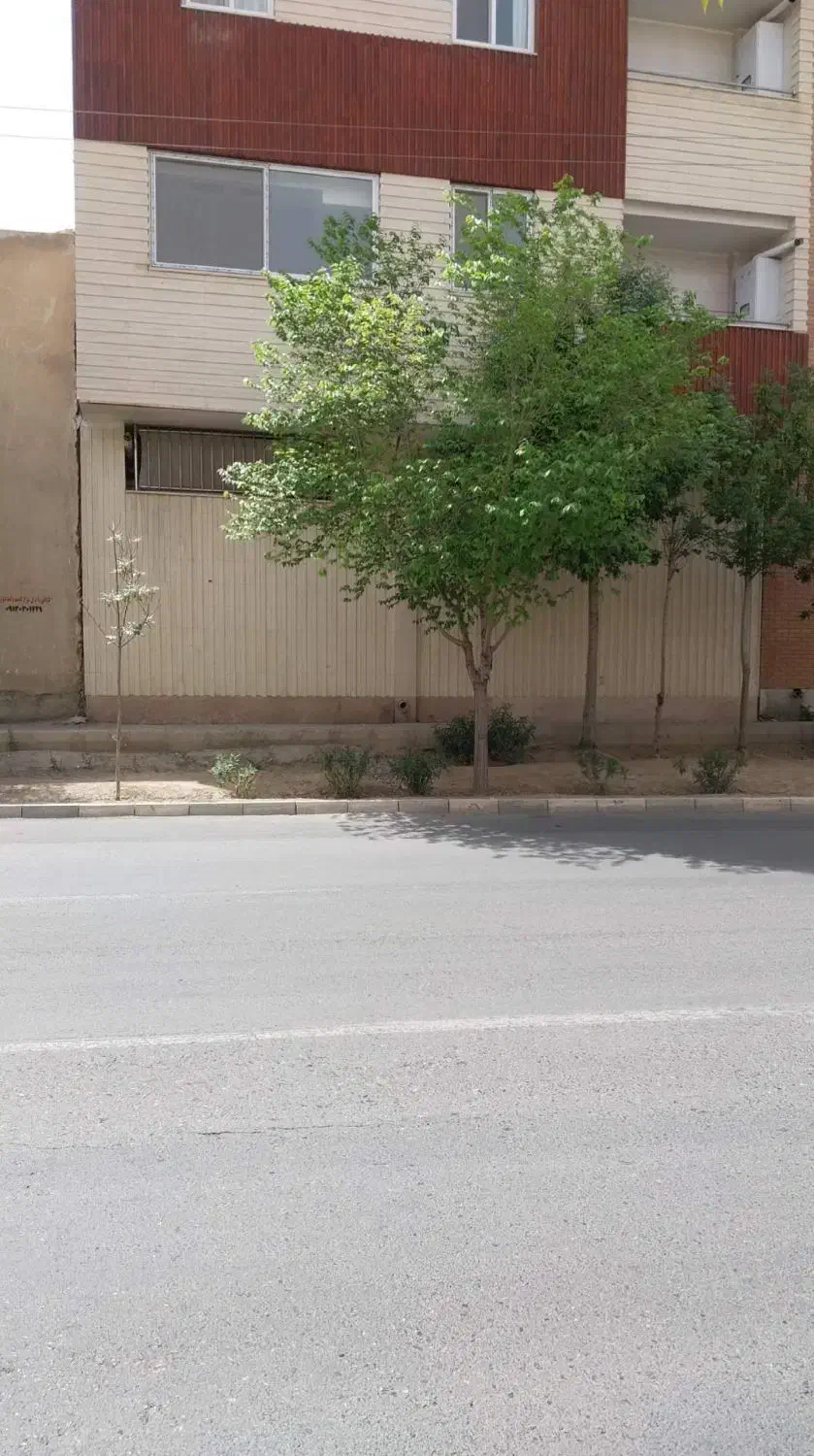 اپارتمان صفر ۱۴۰مترمربع طبقه ۵ شهرک کاوه