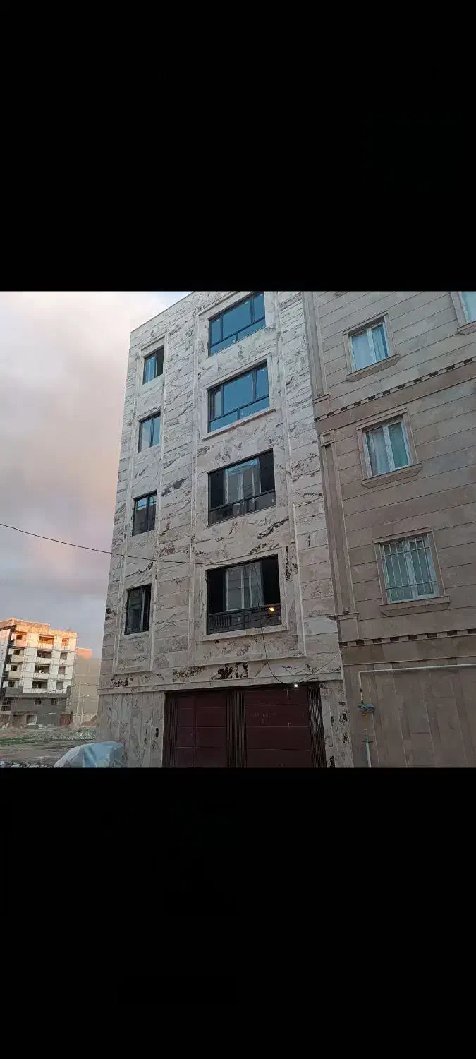 آپارتمان سه خواب 115 متری