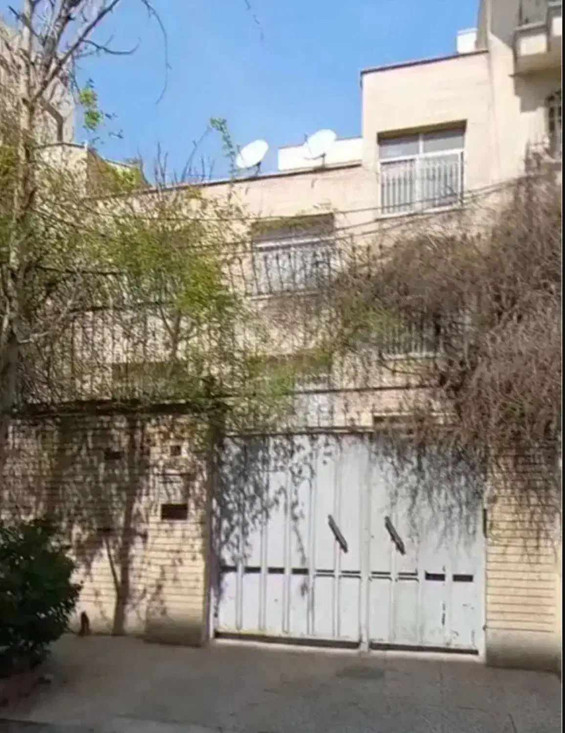 ویلایی ۷۱۰ متر دروس