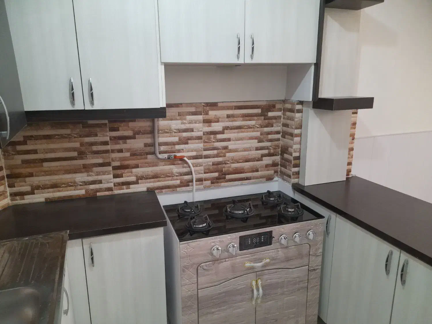 همکف درب راه جدا مطهری کامیاب مسکونی و آرایشگاه