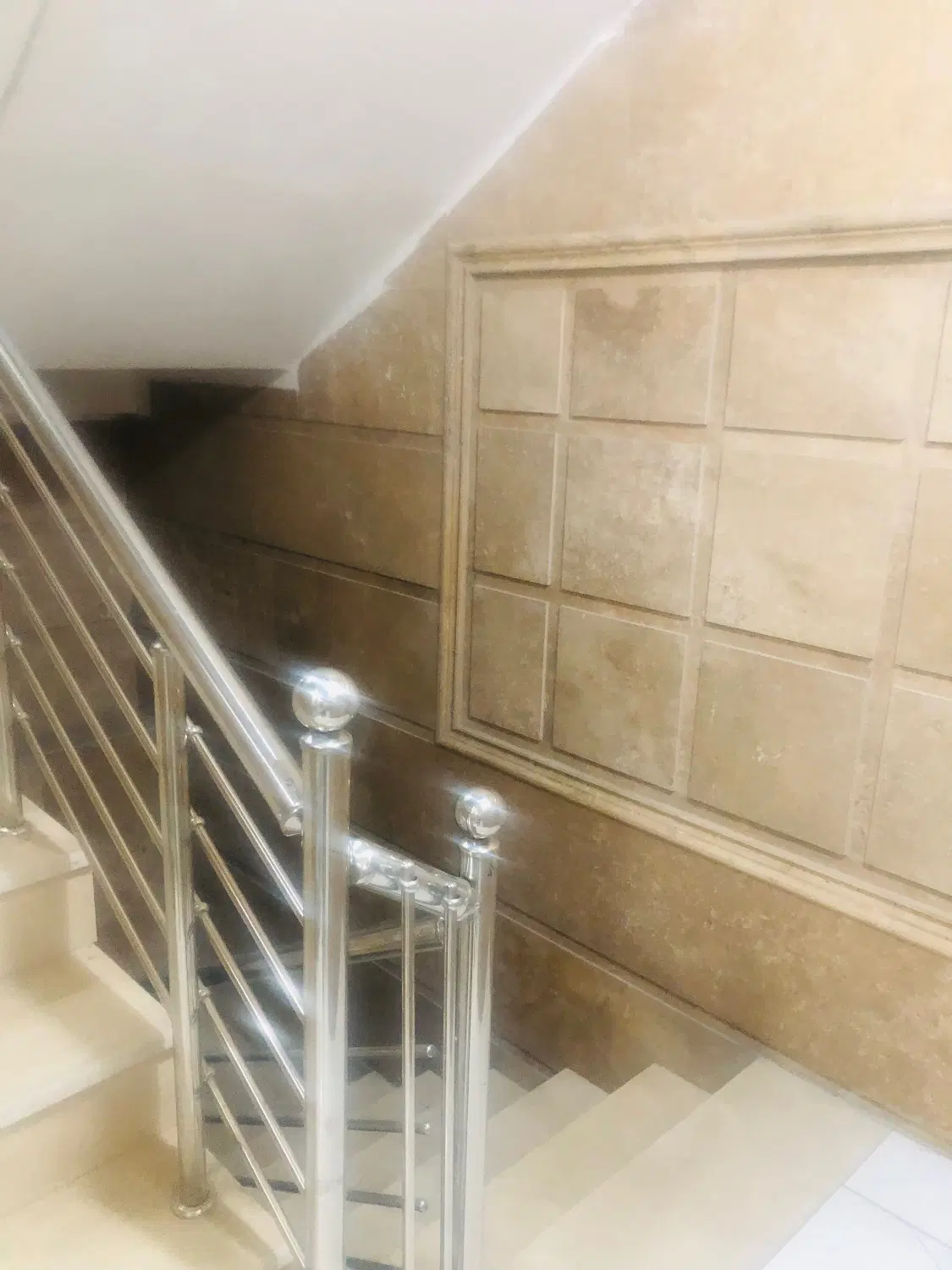 دو خوابه سفیر شمالی۱۳۲ متر